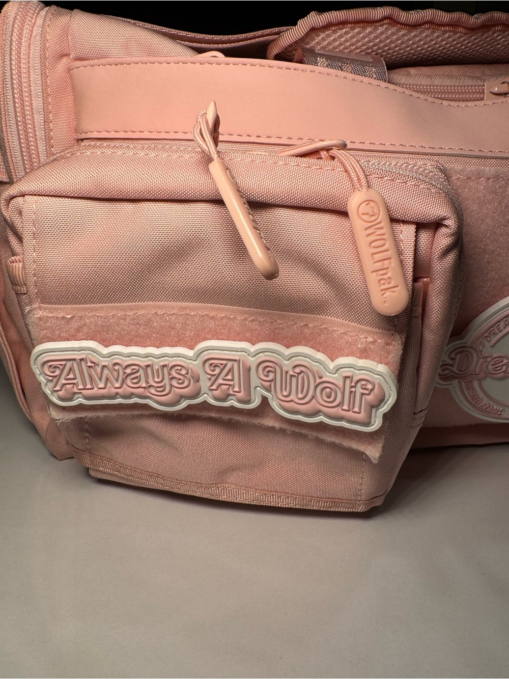 Wolfpak 30L Pink Perfect Duffle Dream Bag - Picture 15 of 16